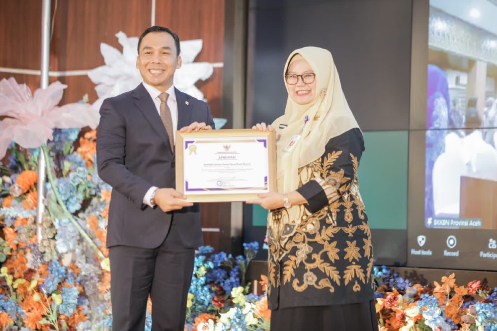 Sekolah Lansia Ceria Dumai Raih Penghargaan Nasional dengan Mitra Terbanyak