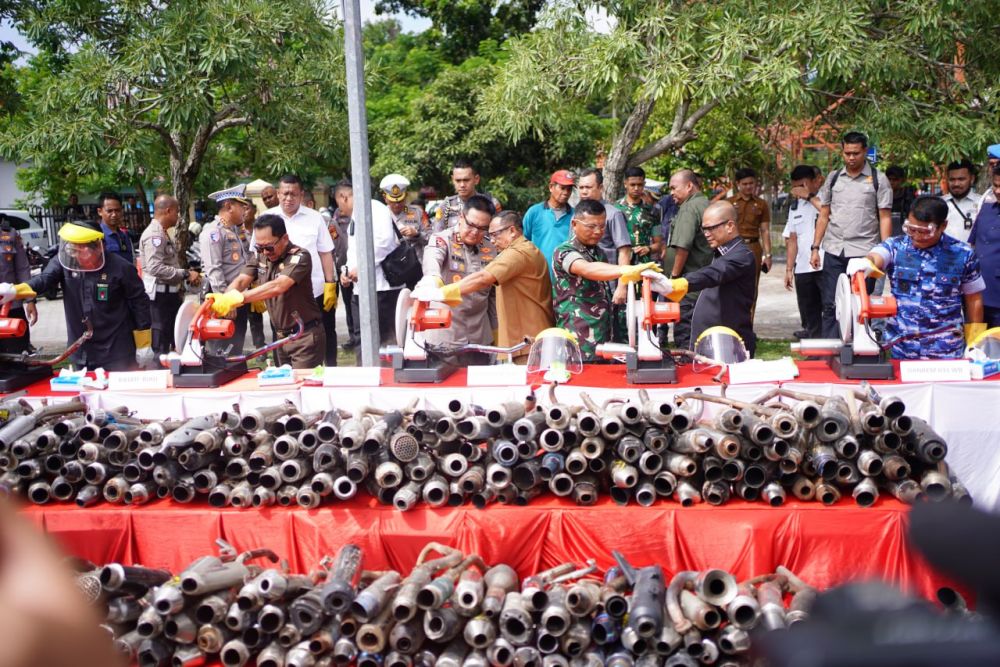 Jelang Nataru, Polda Riau Kembali Musnahkan Puluhan Ribu Narkoba dan Miras