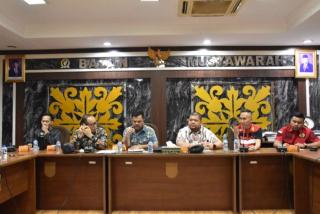 Fraksi PDIP DPRD Pekanbaru Terima Aspirasi Pedagang Pasar Malam Cut Nyak Dien