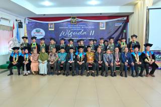 61 Mahasiswa ITMG Duri di Wisuda, Bupati Bengkalis Pesankan untuk Tetap Cintai Ilmu