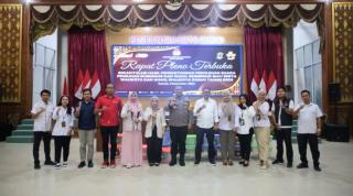Anggota Bawaslu Riau Monitoring Pengawasan Rekapitulasi Penghitungan Suara Tingkat Kota Dumai