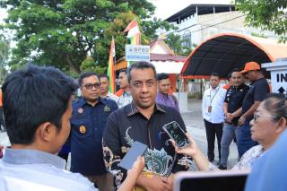 Antisipasi Banjir dan DBD, Pj Walikota Pekanbaru Ajak Masyarakat Bersihkan Lingkungan