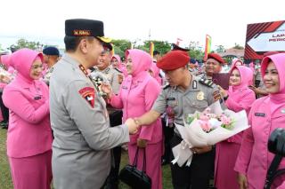 Pesan Menginspirasi Kapolda Riau kepada 848 Personel yang Naik Pangkat