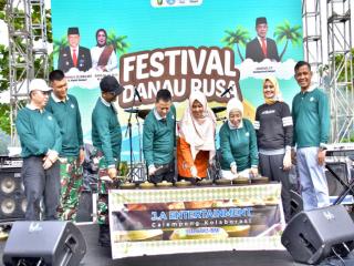 Pj. Bupati Kampar Buka Festival Danau Rusa di XIII Koto Kampar