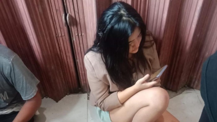 Brakk! Pengendara Pulang Dugem, Calya Tabrak Motor Tewaskan Sekeluarga di Pekanbaru,