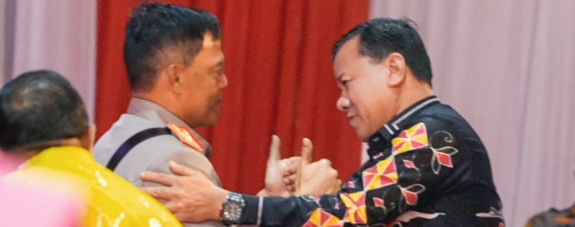 Bupati Kuansing Hadiri Kenal Pamit Wakapolda Riau, Siap Bersinergi dengan Institusi Polri