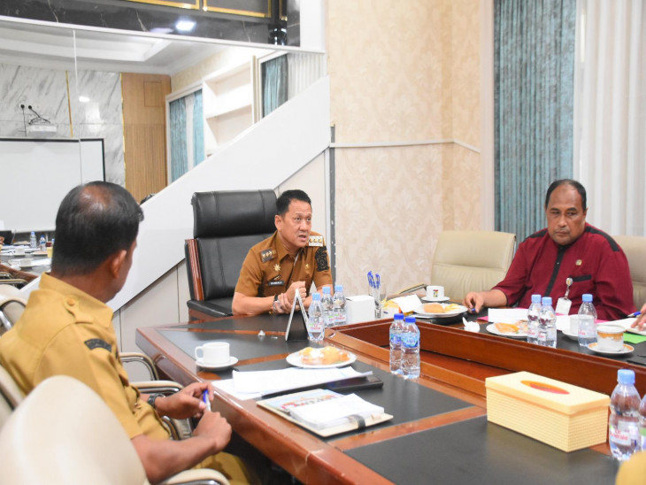 Pj Bupati Kampar Pimpin Rapat KPM Luar Biasa Perumda Kampar Aneka Karya