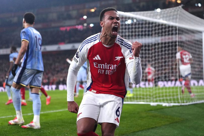 Arsenal Gilas Tottenham dengan Skor 2-1