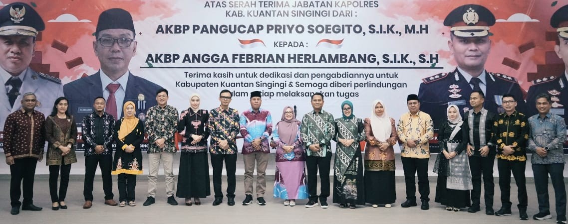 Bupati Hadiri Sertijab Kapolres Kuansing, Harapkan Sinergitas dalam Pembangunan dan Kemajuan DaerahÂ