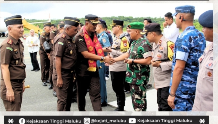 Kajati ASP Bersama Ketua IAD Maluku Kunjungan Kerja di Kabupaten Maluku Tenggara dan Kota Tual
