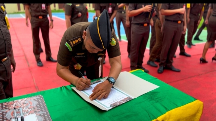 Menuju WBK dan WBBM Tahun 2025, Plt Kajari Seram Bagian Barat Targetkan 6 Tujuan Besar