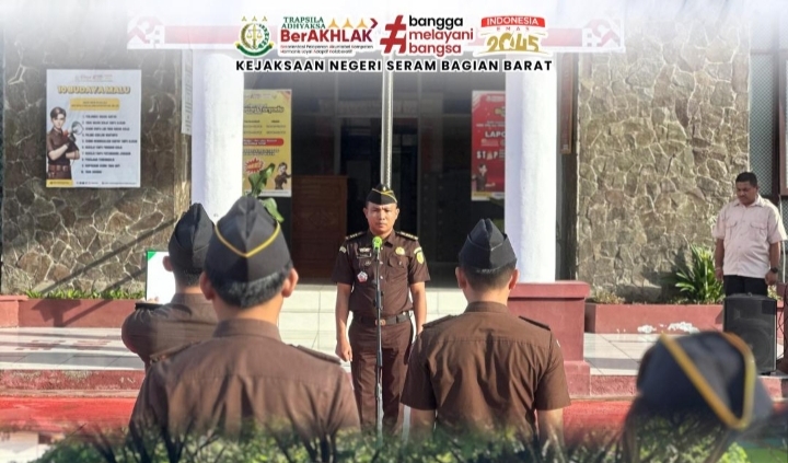 Kasi Intel Kejari SBB Pimpin Apel Kerja pagi, Apresiasi Tim WBK/WBBM