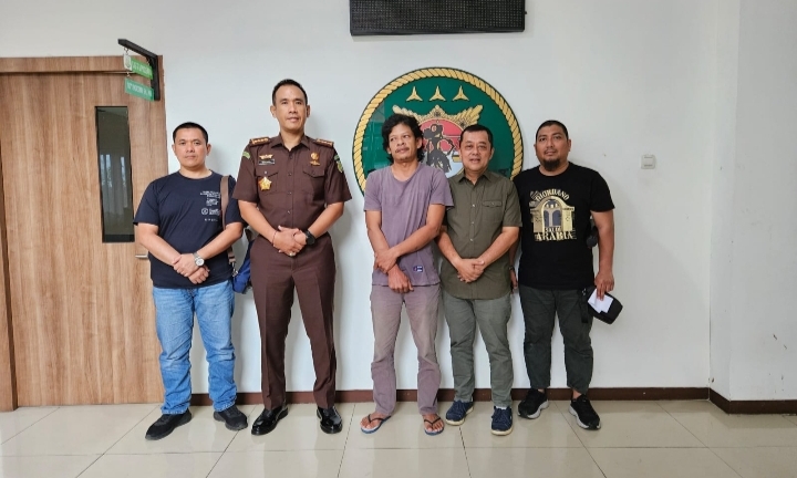 Tim SIRI Kejaksaan Agung Amankan DPO Perkara Korupsi " Tersangka SPM"