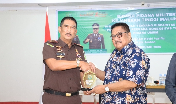 Cegah Disparitas, Kajati Maluku Agoes SP Gelar Diskusi TerarahÂ