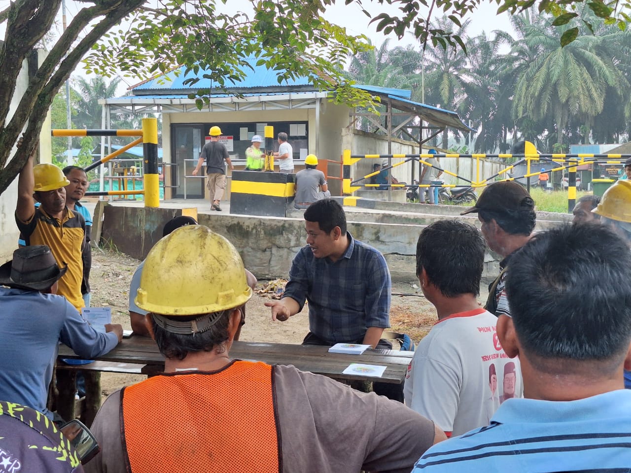 BPJS Ketenagakerjaan Cabang Duri Sosialisasikan Manfaat Perlindungan ke Buruh PT Murini Sam Sam