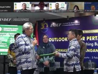 Ketua Umum Pengurus Pusat PERHEPI Lantik Pengurus Komisariat Pekanbaru