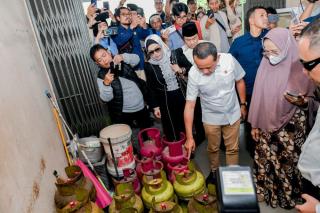 Menteri ESDM Sidak ke Pangkalan LPG di Pekanbaru