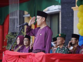 Pj Bupati Jadi Pembina Upacara Hari Jadi Kabupaten Kampar ke-75