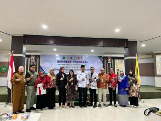 Seminar Nasional Unilak dan PGRI Riau: Pustakawan Harus Melek Teknologi