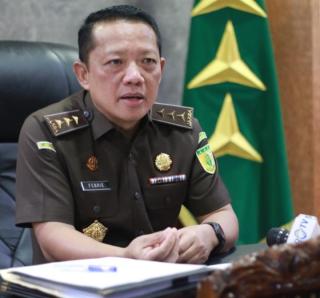 Kejaksaan Agung Periksa 2 Orang SaksiÂ  Perkara Impor Gula