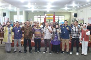 OJK Riau dan TPAKD Inhil Beri Edukasi dan Literasi Keuangan bagi Guru Honor dan IRT