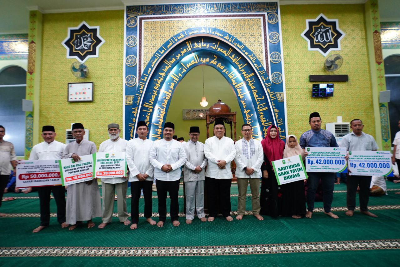 Safari Ramadan di Masjid Nurul Ibadah, Warga Antusias Sambut Wagubri SF Hariyanto