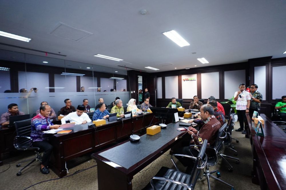 Jabatan Direksi Masih Kosong, Gubernur Riau Pastikan RUPS BRK Syariah Segera Digelar