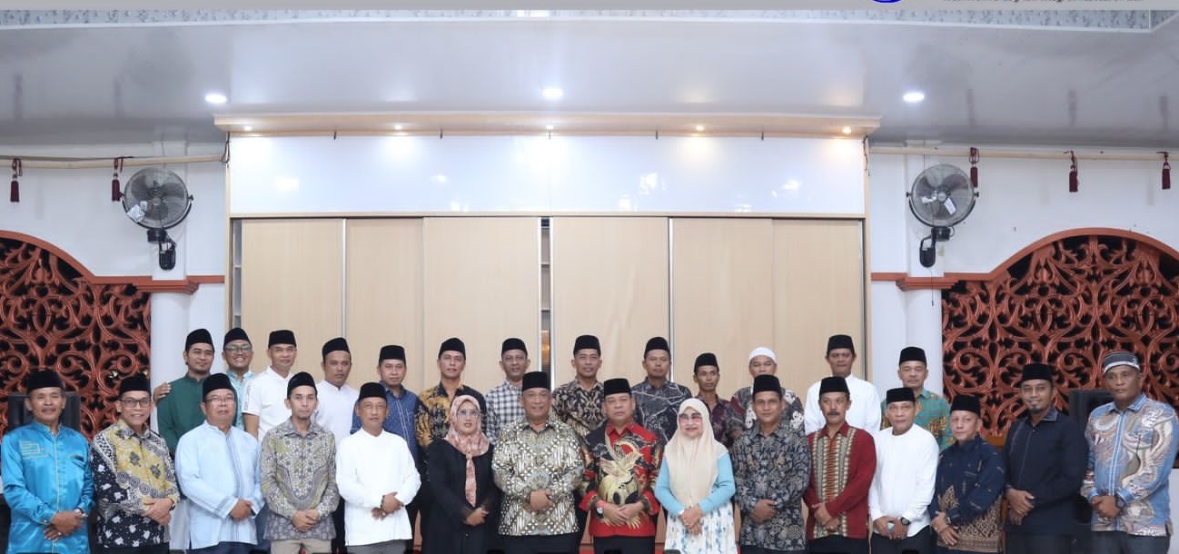 Pererat Silaturahmi, Pemkab Adakan Buka Puasa Dengan Kepala Desa di Rokan Hulu