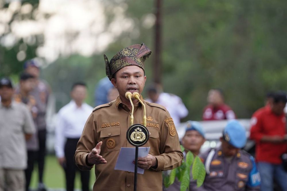 Gubernur Riau Pimpin Penanaman 10.000 Pohon di Dumai, Jaga Kelestarian Lingkungan