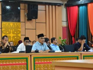 Banggar DPRD Riau Bersama TAPD Gelar Rapat Koordinasi dan Konsultasi Pelaksanaan APBD 2025