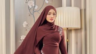 Kelakuan Tak Terduga Fuji saat Makan Sahur Sendirian Jadi Sorotan