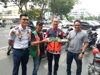 Dukung Perwako, Dishub dan PT Yabisa Sosialisasi Penyesuaian Tarif Baru Parkir ke Jukir