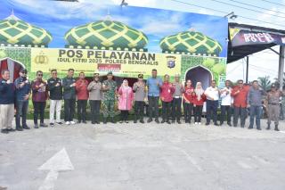 Tinjau Pos Terpadu Lebaran, Bupati Kasmarni Pastikan Kabupaten Bengkalis Siap Sambut Pemudik