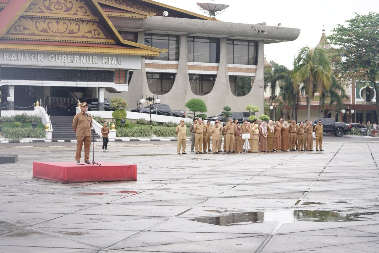 Pemprov Riau Gelar Apel Perdana Usai Lebaran, Ini Pesan Gubri Abdul WahidÂ
