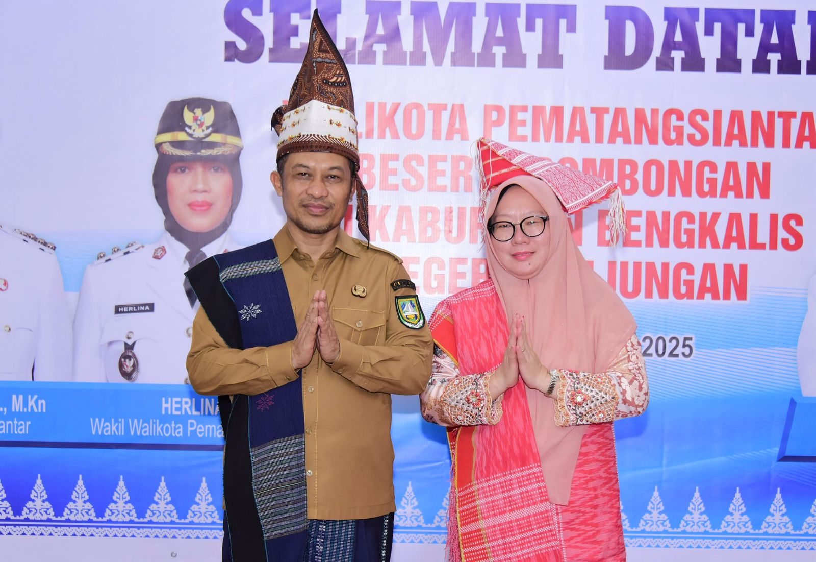 Wabup Bagus Santoso dan Istri Terima Gelar Kehormatan Marga Batak