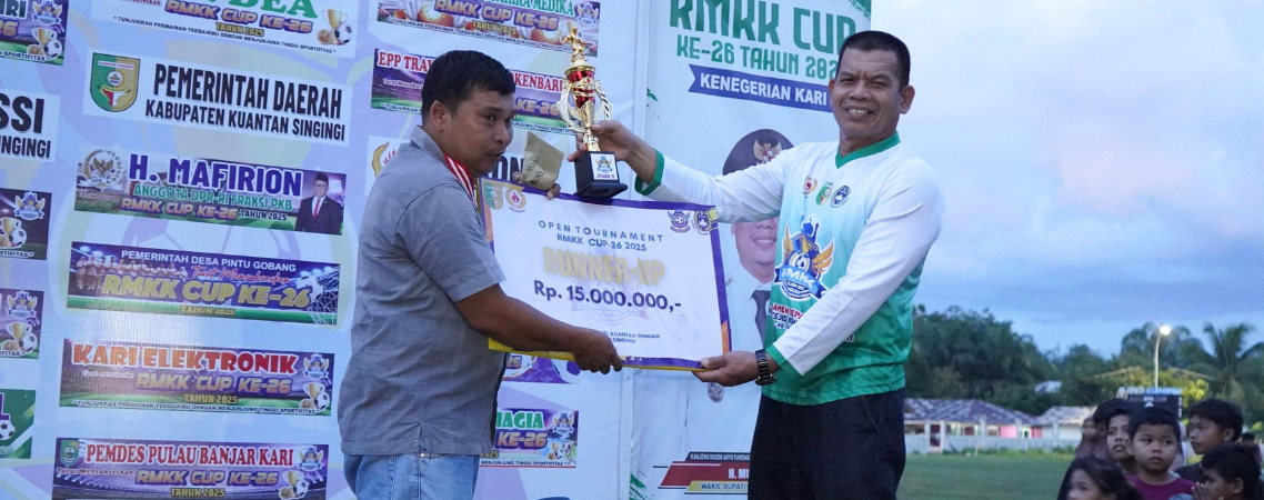 Bupati Kuansing Tutup Turnamen Sepak Bola RMKK Cup ke-26