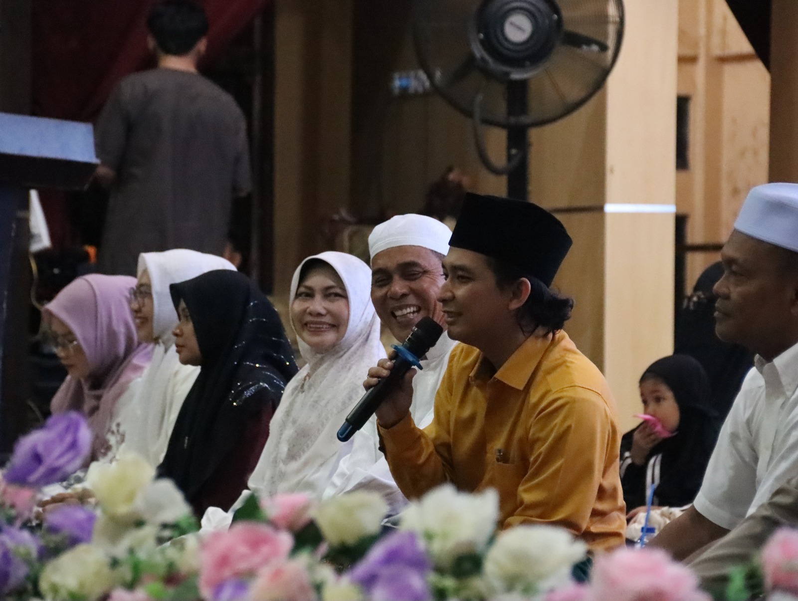 Selawatan Bersama Gus Roudhy Al-Musthofa, Bupati Ajak Anak Muda Tingkatkan Cinta pada Rasulullah