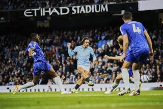 Manchester City Bungkam Leicester City dengan Skor 2-0