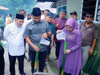 Pukul Oguong, Bupati Kampar Resmi Buka Festival Lomang Ayo Onam I Tahun 2025Â 