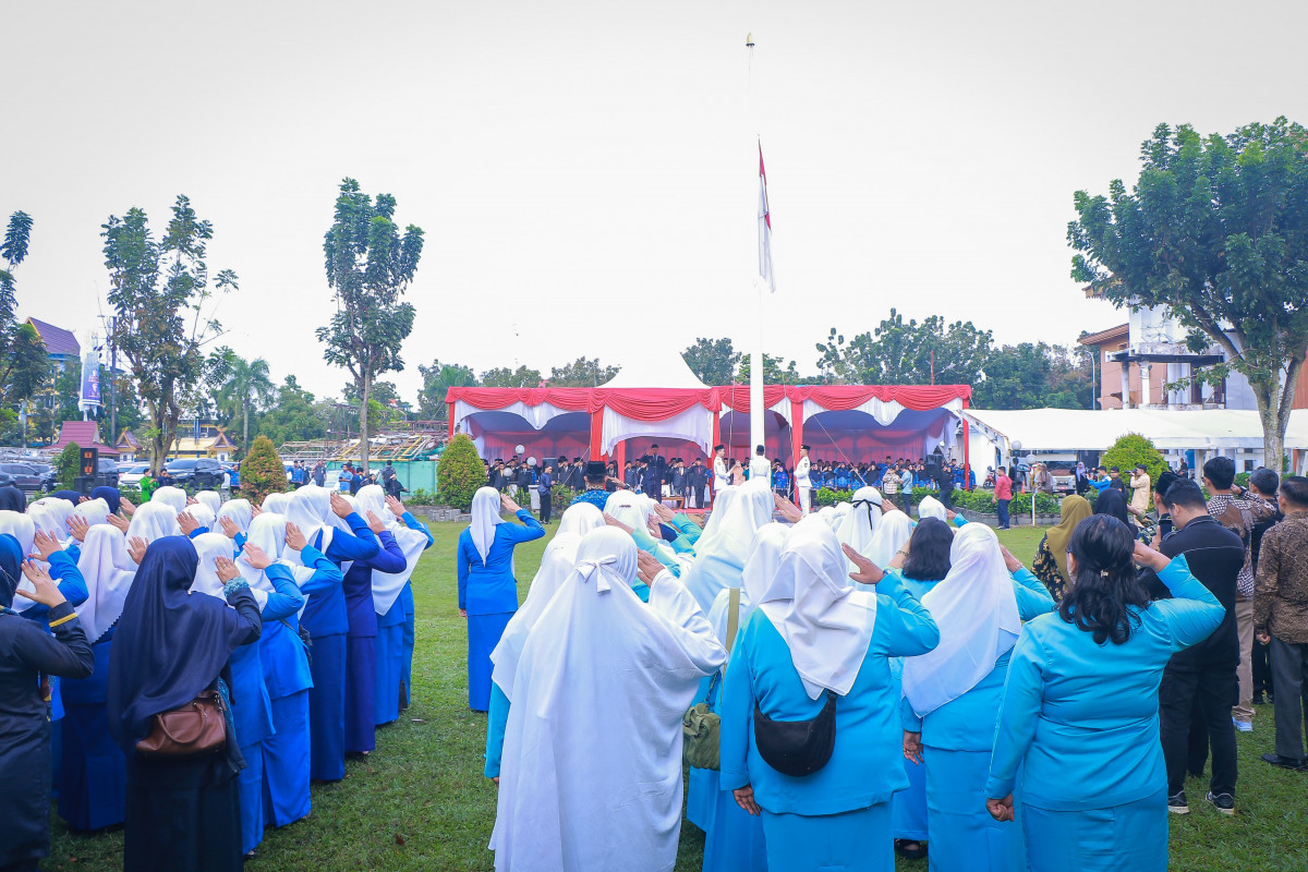 Pimpin Upacara Hari Pendidikan Nasional, Begini Harapan Wali Kota Pekanbaru