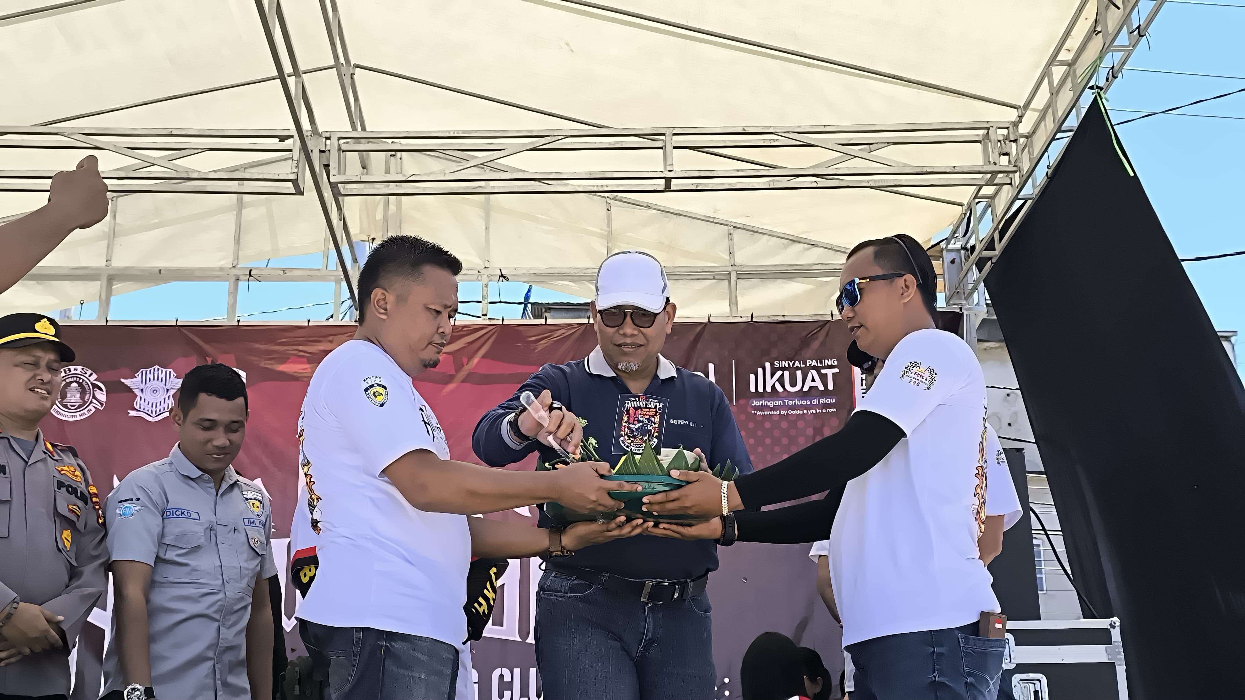 Semarak 12 Tahun TRKC-Inhil, Ratusan Rider RX King Padati Tembilahan