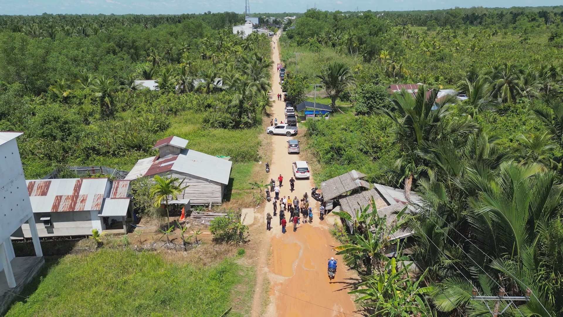 Bupati Herman Intruksikan Pengerjaan Jalan Penghubung Sungai Luar - Sungai Empat Segera Dilaksanakan