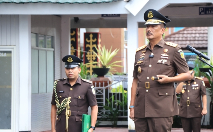 Kajati Maluku Agoes SP Pimpin Jajarannya dalam Rangka Upacara Peringatan Harkitnas ke 117