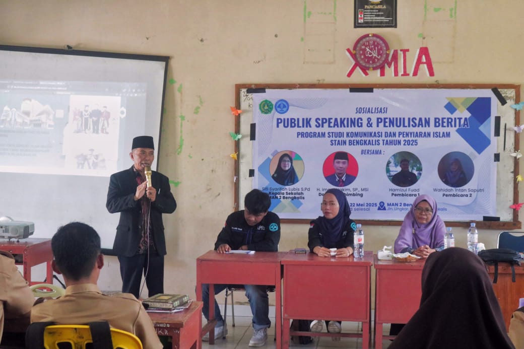 Dosen dan Mahasiswa STAIN Adakan Sosialisasi Publik Speaking serta Penulisan di MAN 2 Bengkalis
