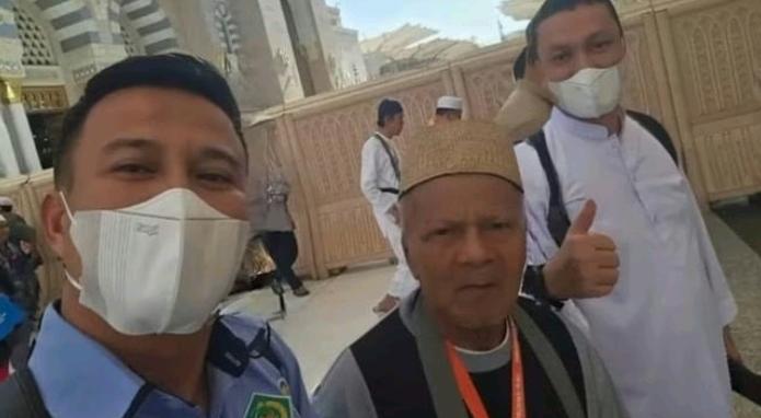 Kisah Iptu Riko, Polisi Riau yang Jadi Pelayan Haji Lansia di Tanah Suci