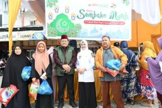 BRK Syariah Gelar Pasar Murah Ramadan, 400 Paket Sembako Habis dalam Sejam