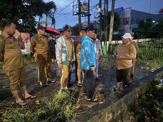 Wali Kota Pekanbaru Pastikan Normalisasi Drainase Efektif Atasi Banjir