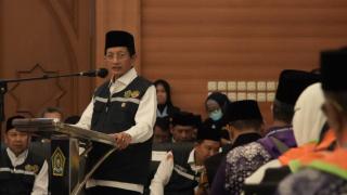 Lepas Kloter Pertama, Menag Minta Identitas Jemaah Haji Selalu Dibawa