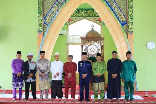 Bupati Asmar Buka Pengajian Majelis Taklim Masjid Al Barokah
