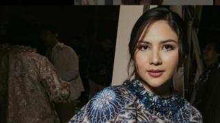 Jessica Mila Muncul Bareng Anak dan Suami, Penampilannya Jadi Sorotan